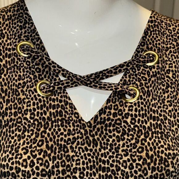 Micheal- Micheal Kors basics dark camel with gold grommet accent tank top - Picture 3 of 7